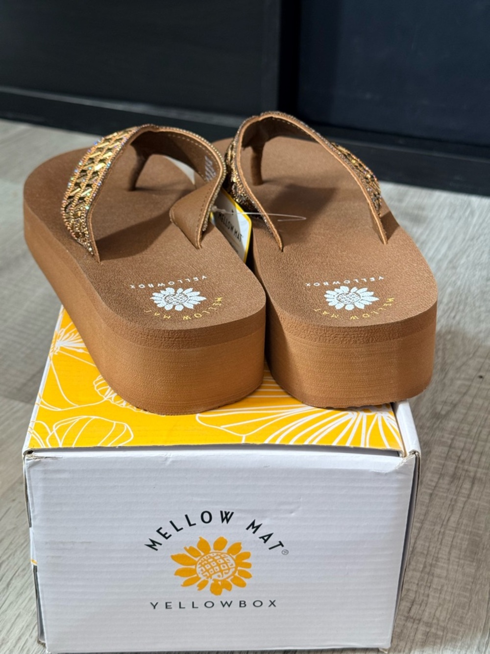 New Yellow Box Mellow Mat Blume Toast sandals size 7.5 - Picture 4 of 9